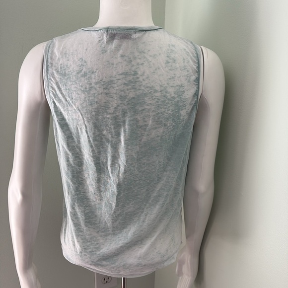 Soul Cycle NY Love Burnout Green tank medium - Picture 3 of 5